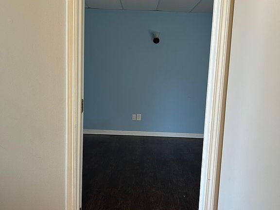 4th image of 2738 Birchwood Dr