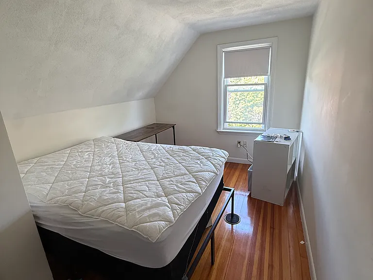 186 Powder House Blvd #C — Photo 8
