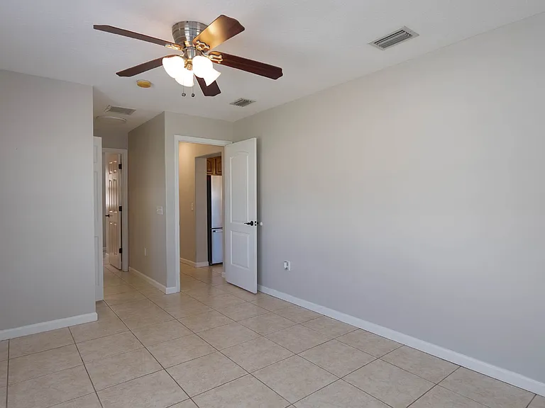 2714 Grand Cayman St — Photo 27