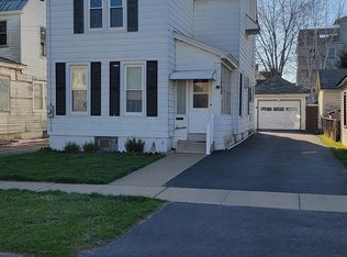 7 Grand St, Johnstown, NY 12095