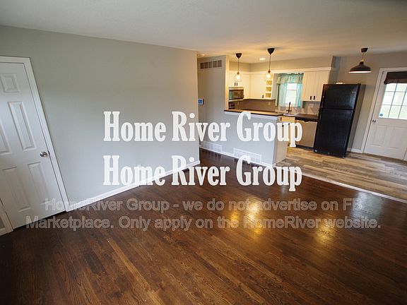 3rd image of 208 N Kendall Dr