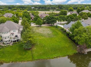 613 Rookery Ln, Joliet, IL 60431