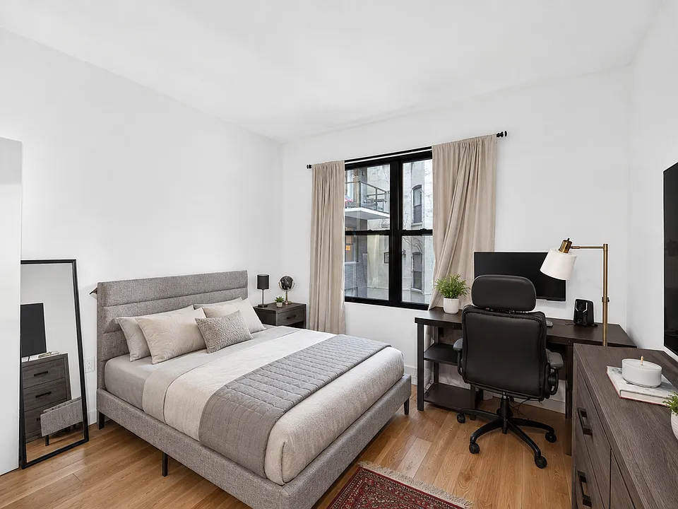 63 W 104th St #105