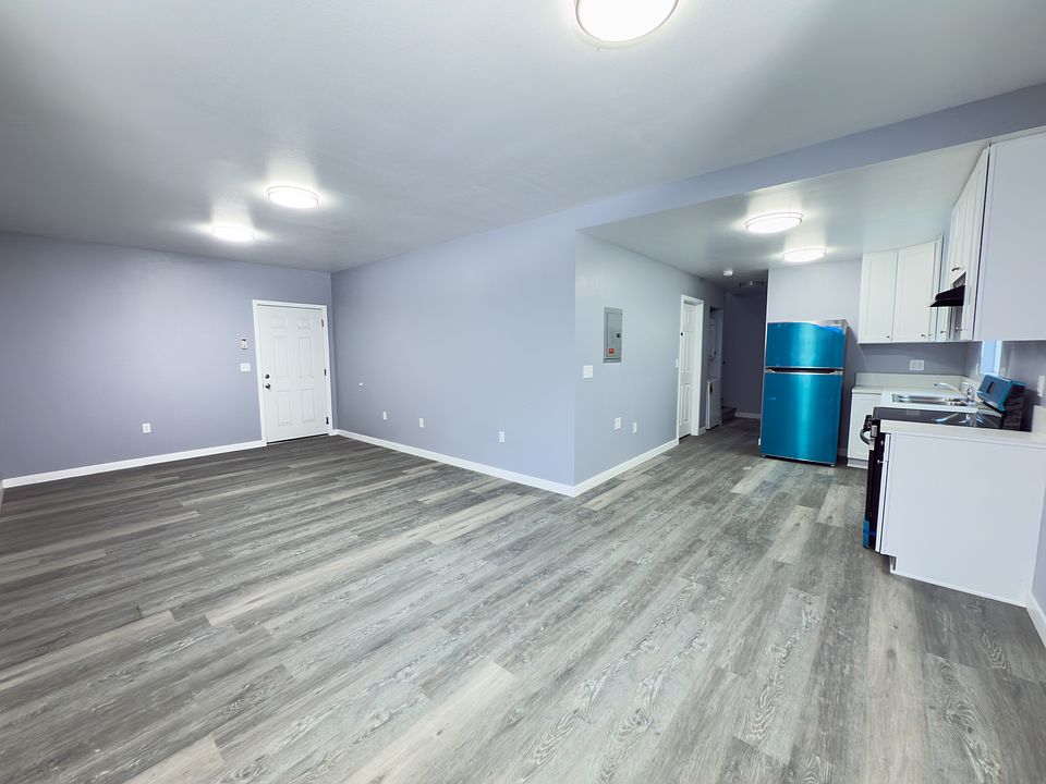 1st image of 6628 Selfland Ave