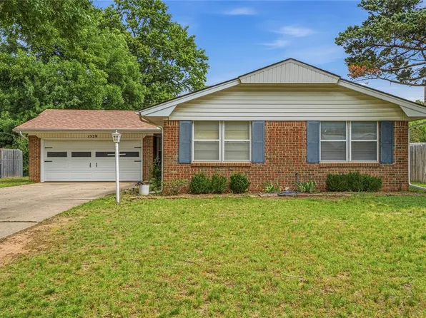 1529 Oakwood Dr, Norman, OK 73069