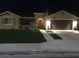 953 Ashley Ave, Dinuba, CA