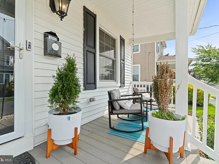 18 Wilkins Ave — Photo 5
