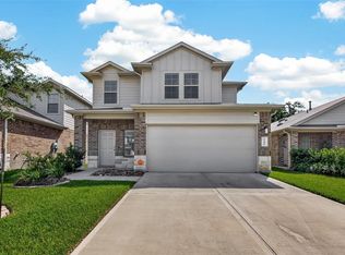 22446 Forest Gorge Ln, Spring, TX 77373