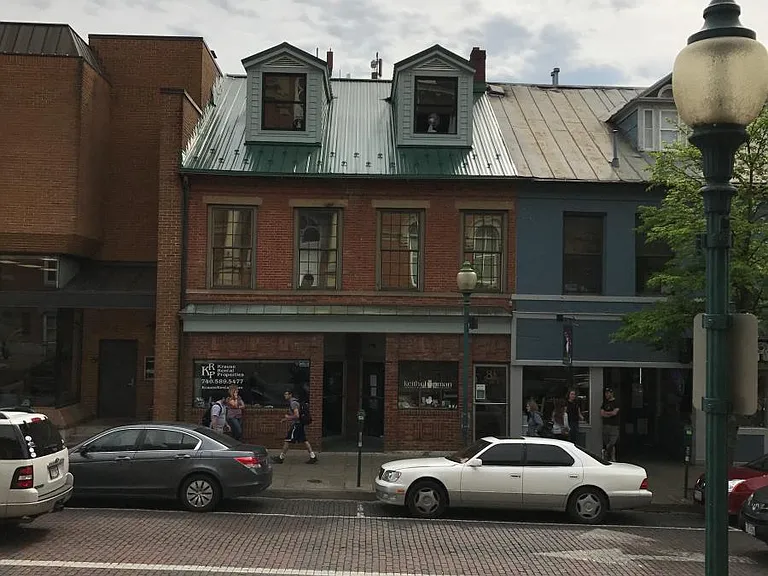 8 1/2 S Court St #C — Photo 6