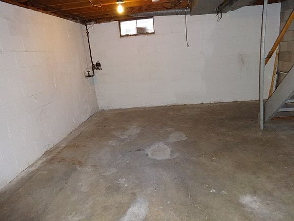 5th image of 5759 Arborwood Ct APT C