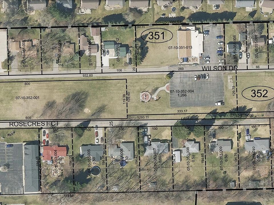 2nd image of 8480 Rosecrest Ct