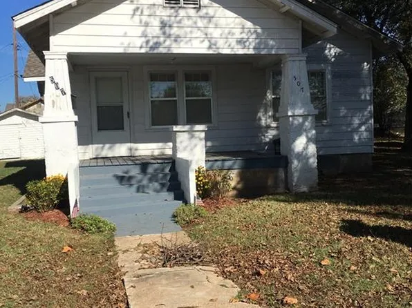 507 E Jackson Ave, Bristow, OK 74010