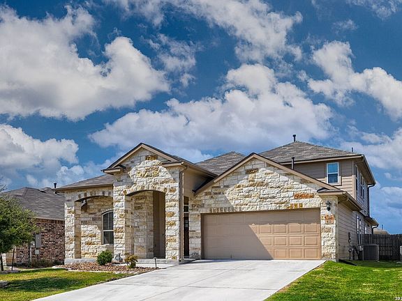 2nd image of 413 Blue Stem Road