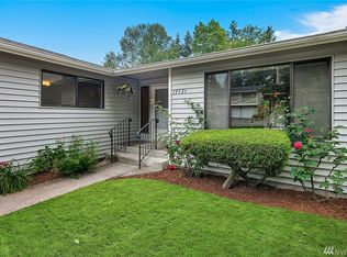 13521 28th Ave NE, Seattle, WA 98125