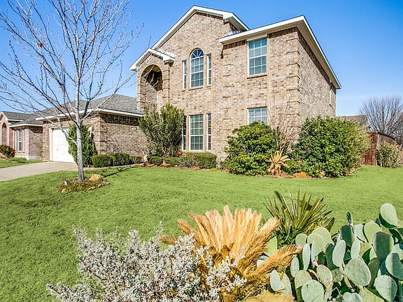 2nd image of 7009 Misty Meadow Ln