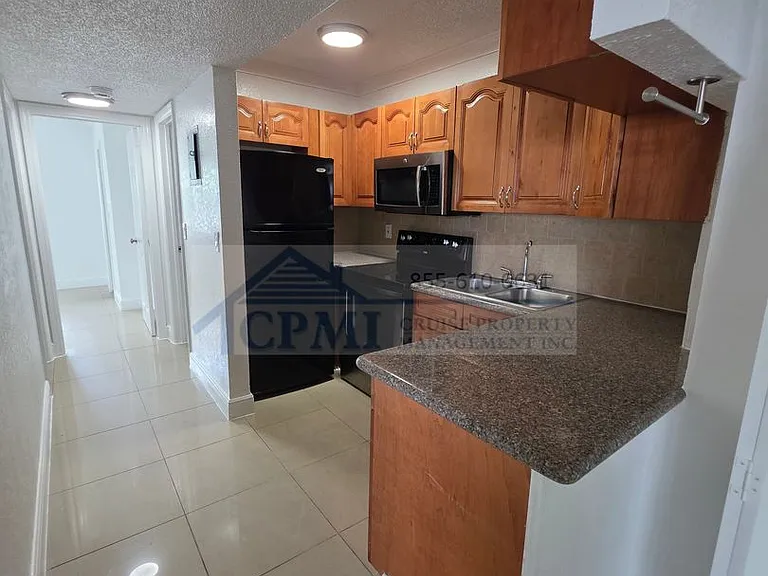 Waterford Villas - 551 Kathy Ct Margate, FL 33068 — Photo 37