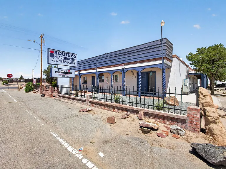 Welcome to Route 66 Apartments in Albuquerque, NM — Photo 12