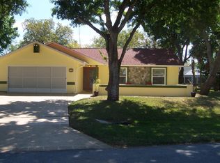 798 Dixie Ter, Sebastian, FL 32958