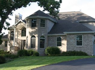 2554 E Breckenridge Dr, Byron, IL 61010