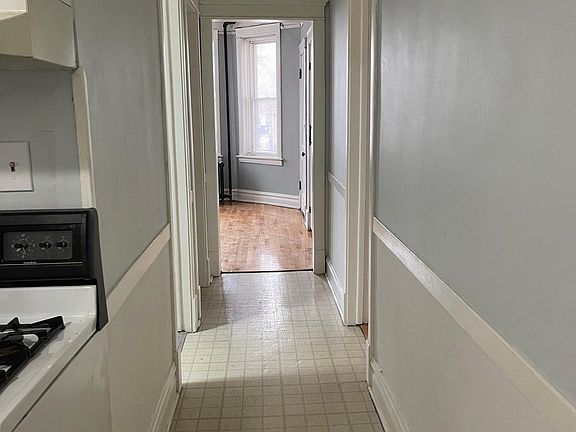 5th image of 1315 S 56th Ct Front 1