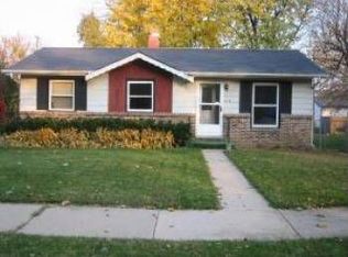 2035 Dickey Ave, North Chicago, IL