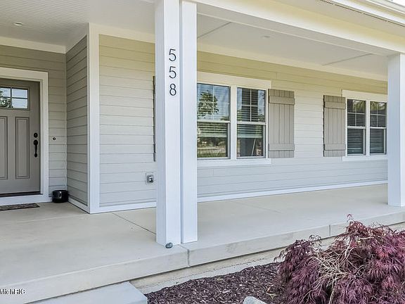 5th image of 558 Artisan Row Ct