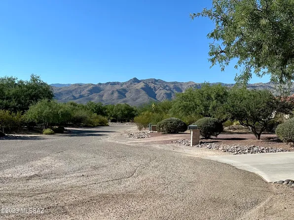 3240 N Bouchard Pl, Tucson, AZ 85749