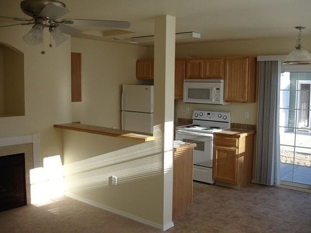 2nd image of 1435 N Wildwood St
