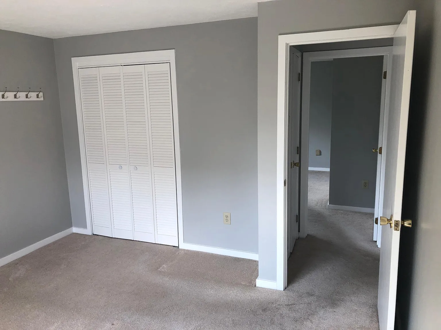189 Littleton Rd — Photo 2
