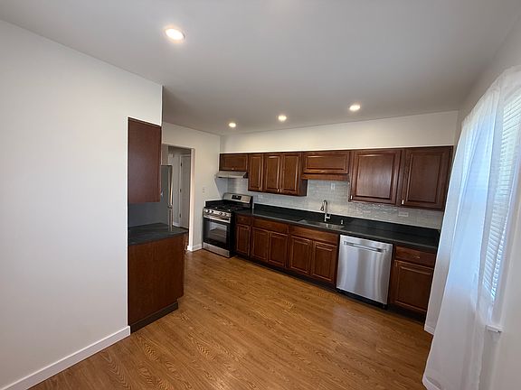 2nd image of 4809 N Opal Ave