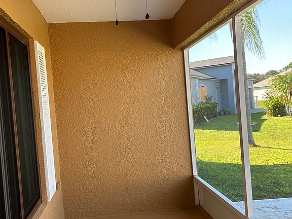 Screened Patio