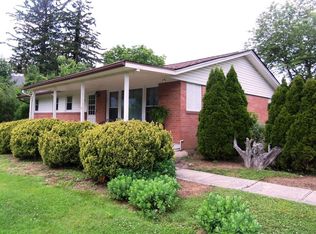 137 Mountain View Ave, Bluefield, WV