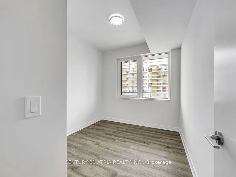 15 Ellerslie Ave #1210 — Photo 11
