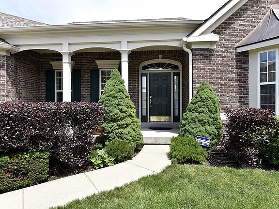 2nd image of 7836 Santana Cir