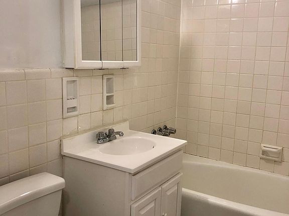 2nd image of 13520 82nd Ave APT 1E