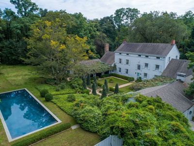 34 Birch Hill Rd, Locust Valley, NY, 11560