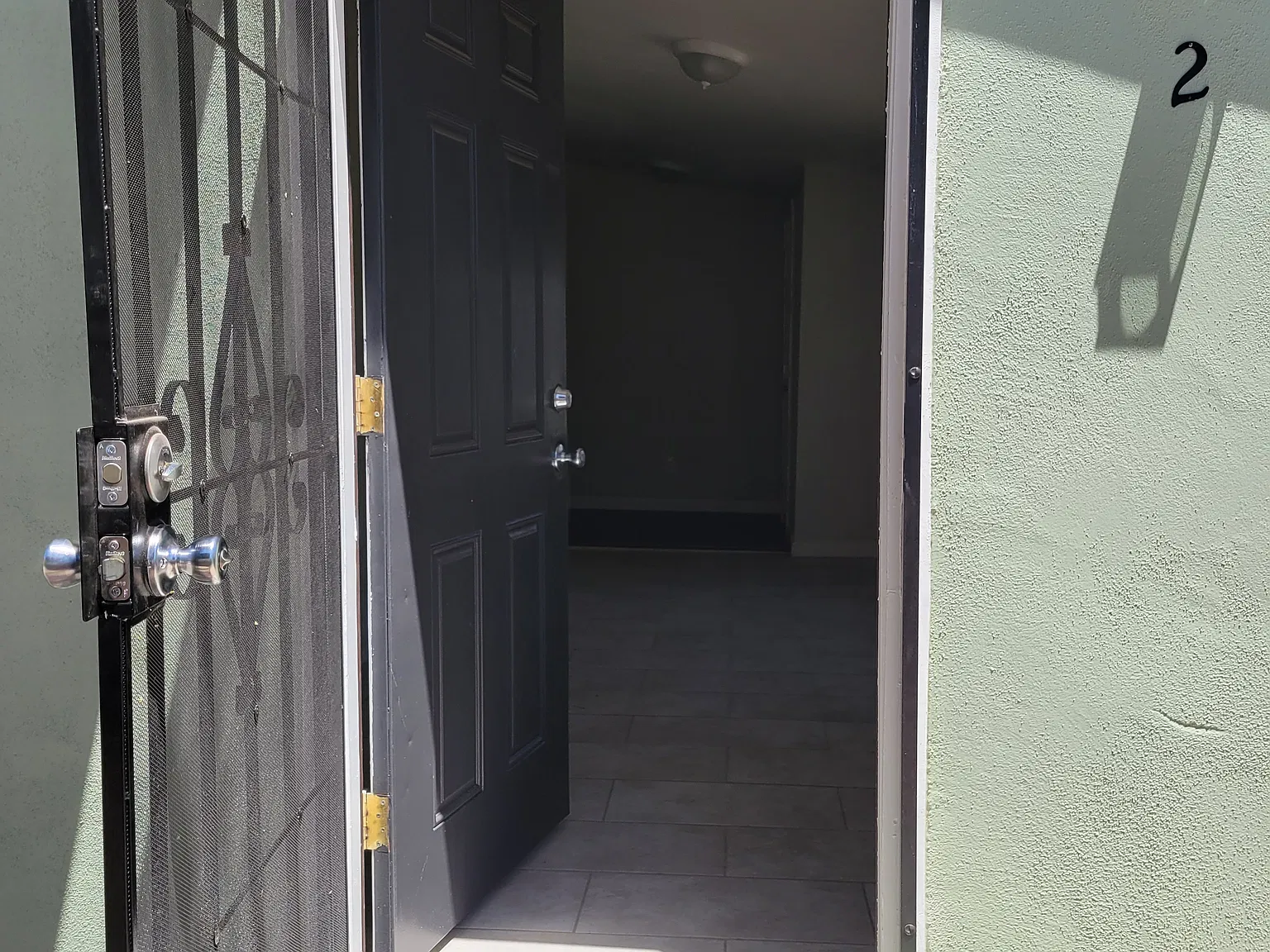 1 bed, 600 sqft, $1,300 — Photo 2