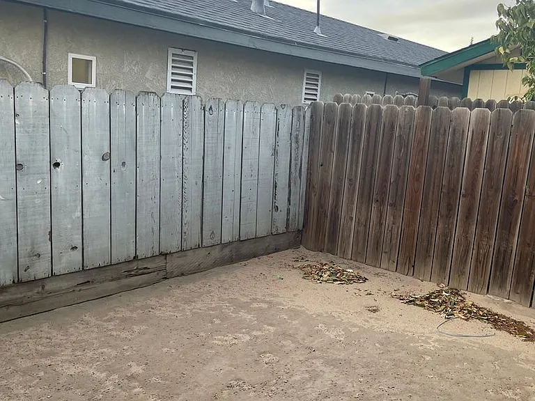 2270 Blossom St — Photo 7