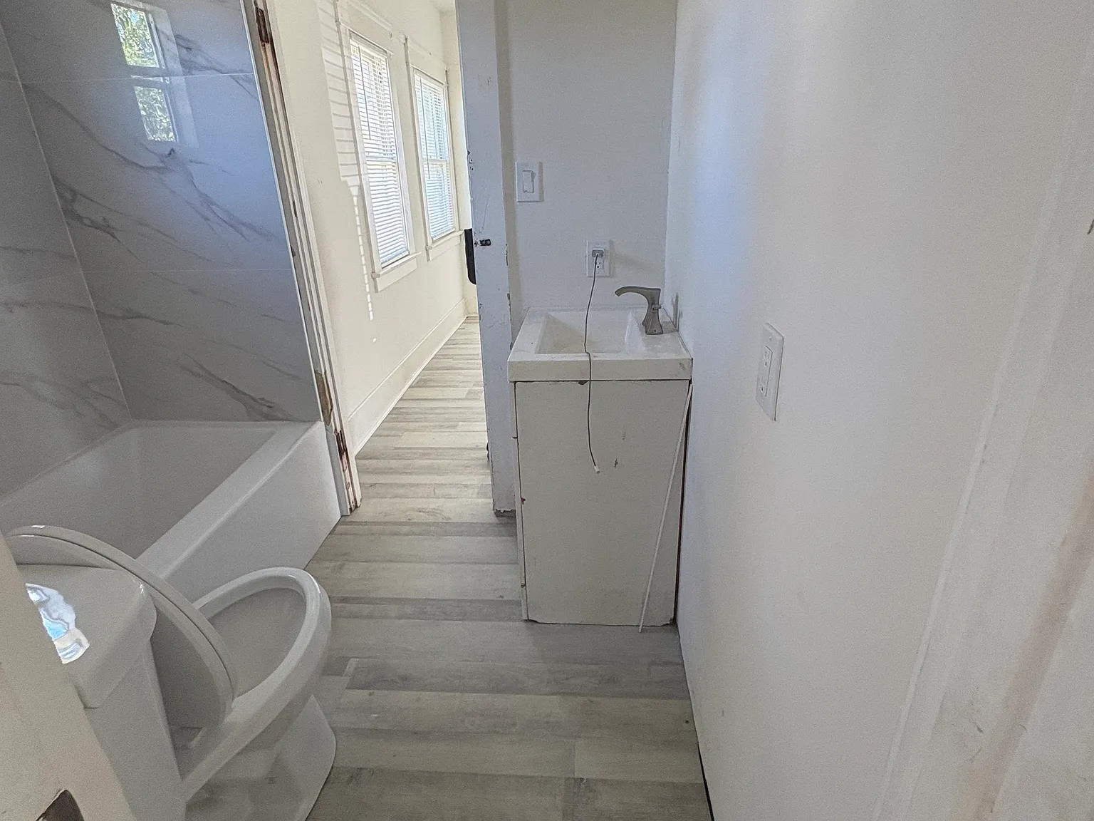 2 bed, 800 sqft, $2,550 — Photo 3