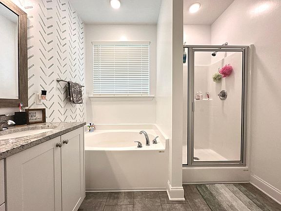 3rd image of 3049 Lobella Dr