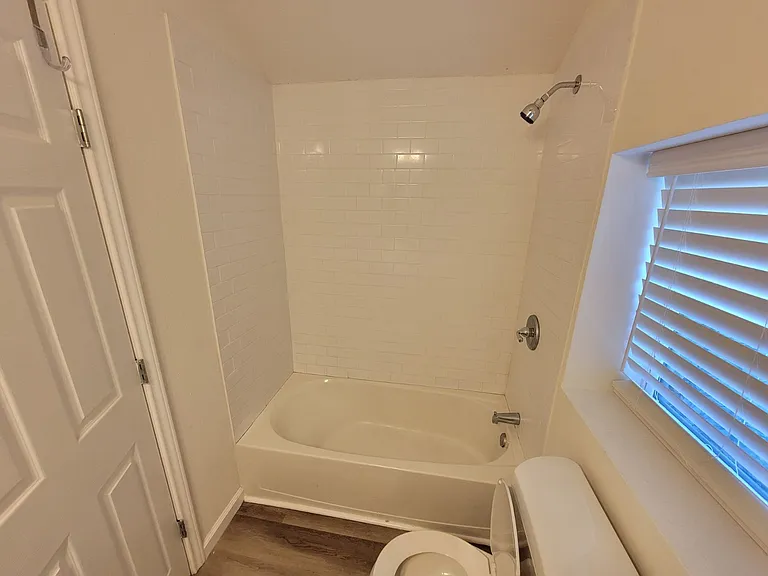 6940 Hatch Rd #B — Photo 3