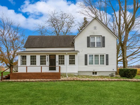 430 E John Beers Rd, Saint Joseph, MI 49085