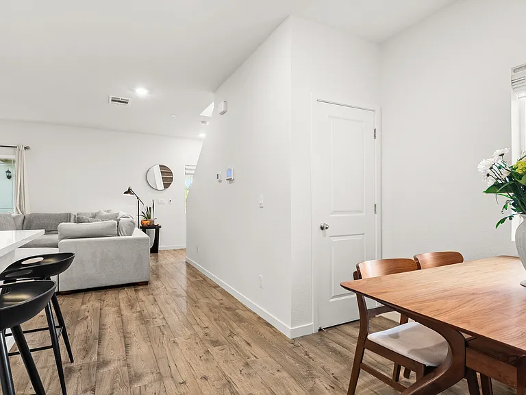 5256 Molino Cir — Photo 14