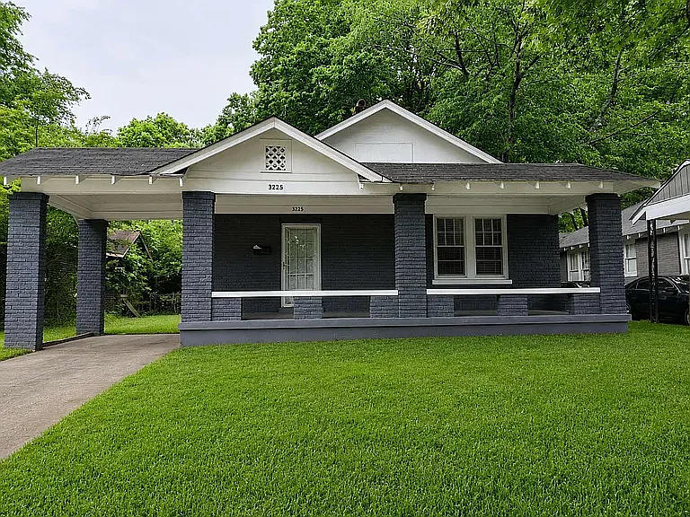 3225 Choctaw Ave