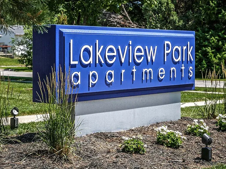 Lakeview Park — Photo 17