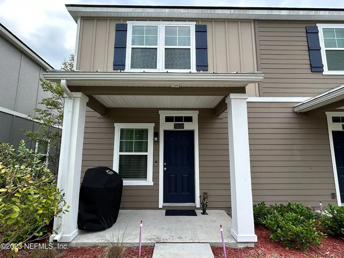 Great 3/2.5 Townhome in Nassau Station — Photo 1