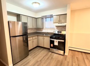 13447 160th St FLOOR 1, Jamaica, NY 11434