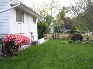 401 Sunset Dr, Downingtown, PA 19335