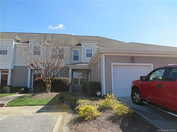 3rd image of 2328 Loch Stone Dr