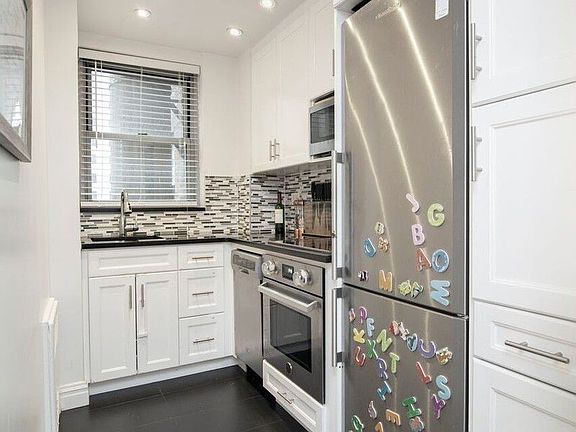 4th image of 80 Park Ave APT 9N
